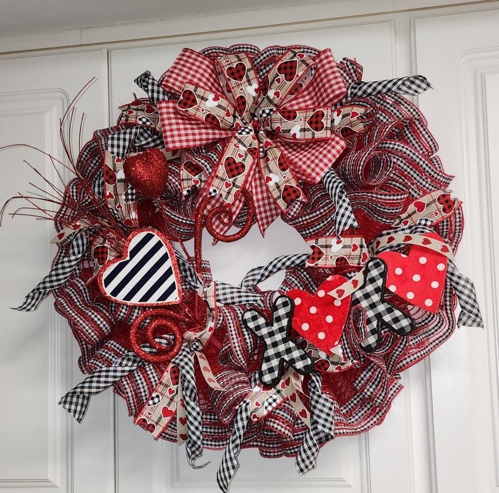 Valentine's Day Xoxo Wreath