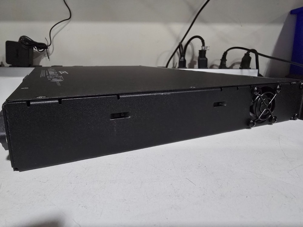 QSC Q-SYS CORE 110F RACK MOUNTABLE DIGITAL SIGNAL PROCESSOR