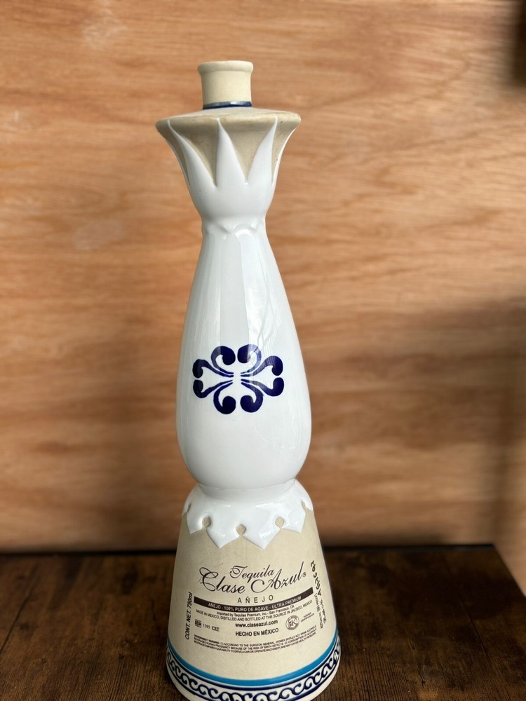 1 Empty Clase Azul Añejo 750 ML, Tequila Signed Bottle