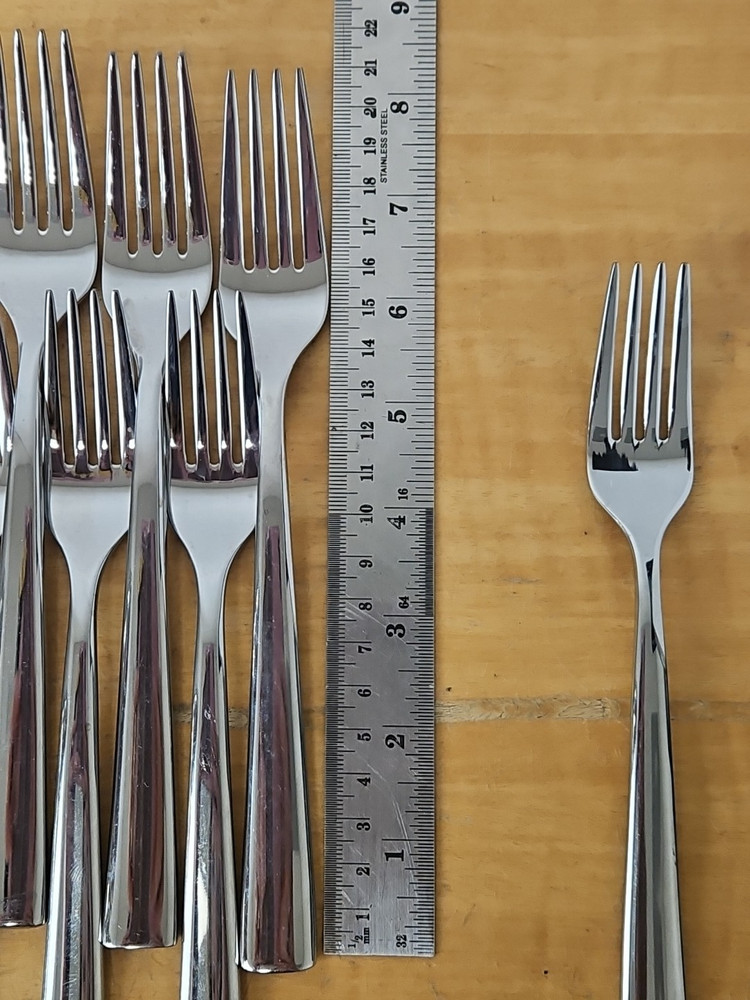 Gourmet Settings Stainless Flatware Set Service for 4 - 20 pieces