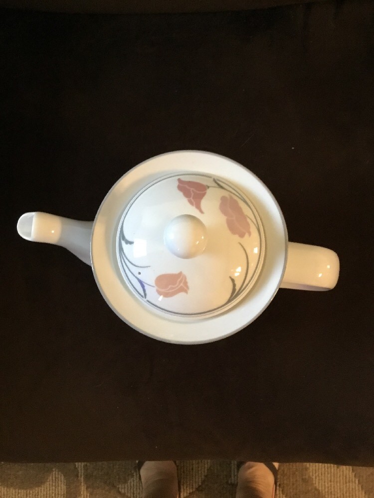 DANSK BELLES FLEUR GRAY 6 CUP COFFEE POT EUC