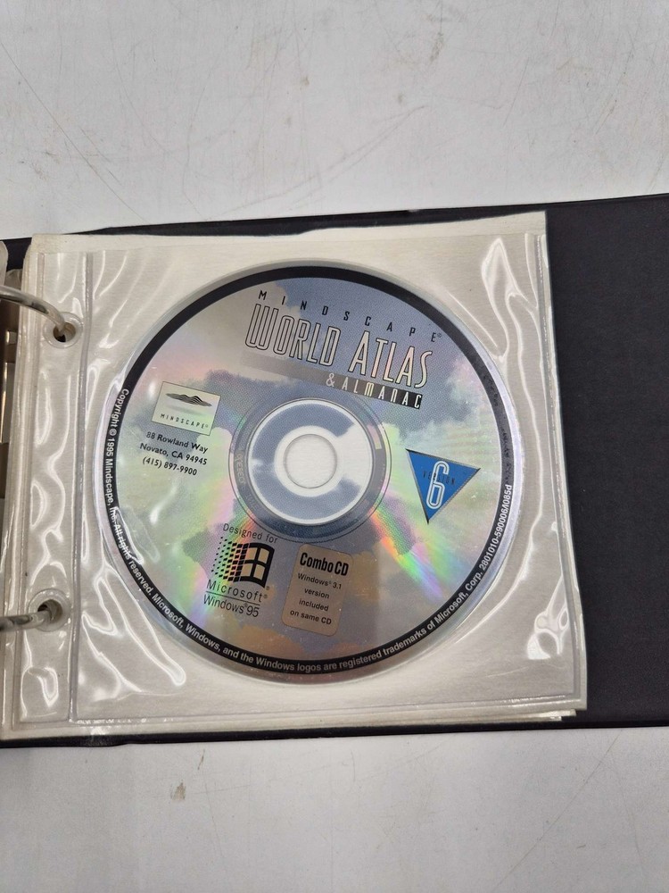 Gateway Software Storage Binder Microsoft Windows 98 WordPerfect 8 Used