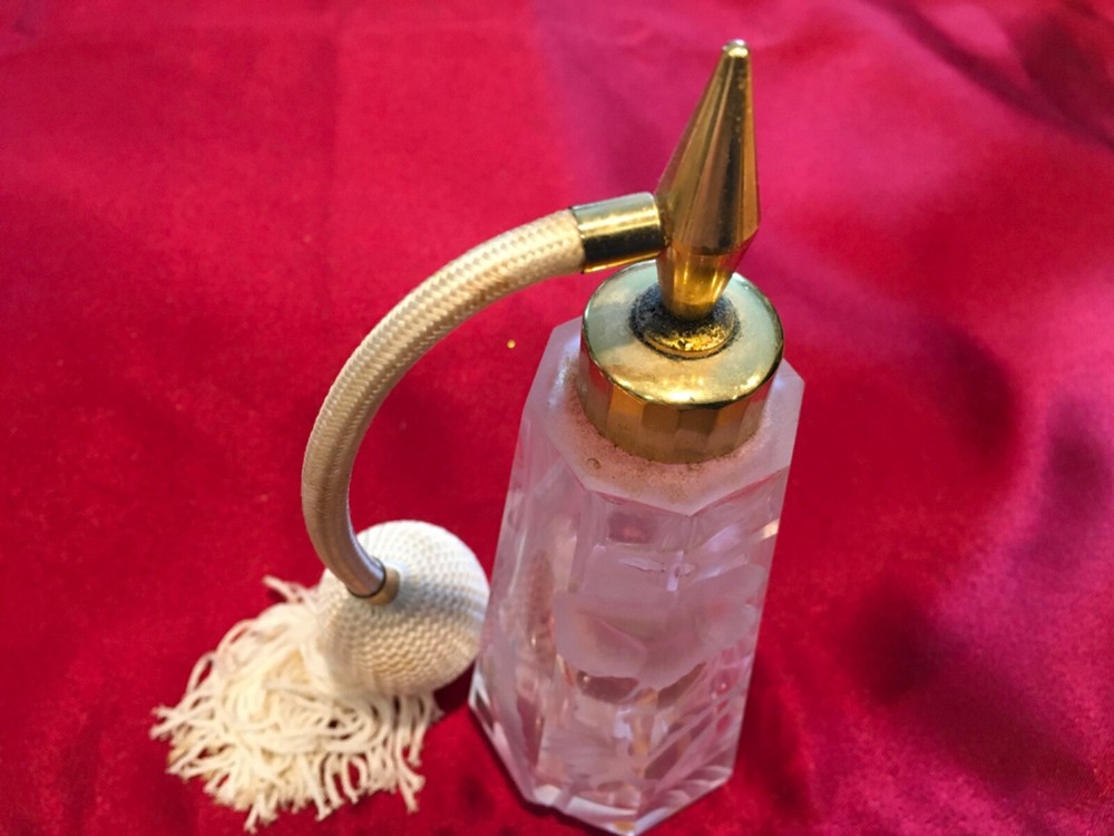 Antique Intaglio Flower Crystal Atomizer Perfume Bottle