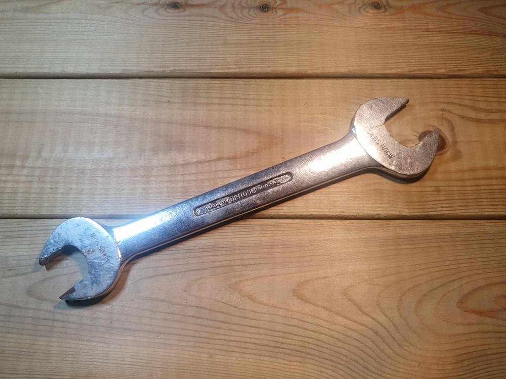 Vintage Britool 2J110120 11/16W x 5/8W Spanner Engineering Mechanics Hand Tools