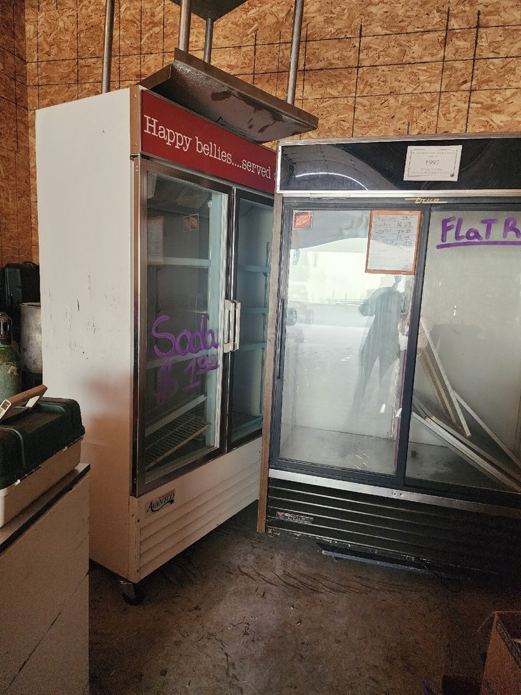 Avantco Commercial refrigerator