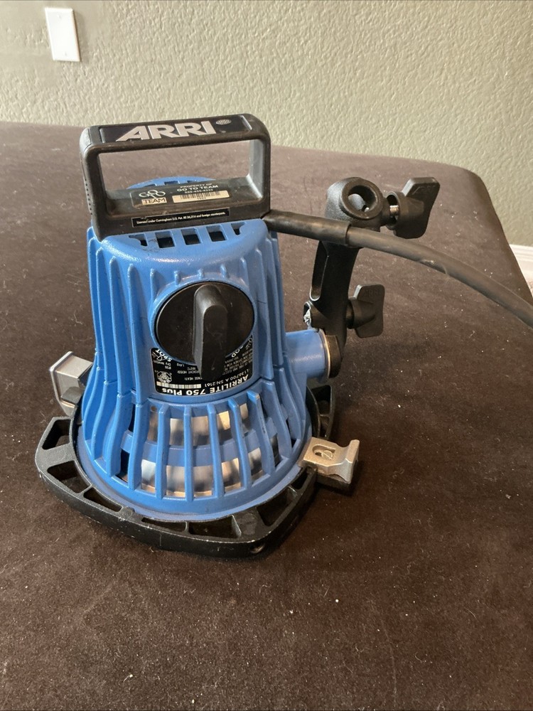 ARRI 750 Plus Studio Light used - JO
