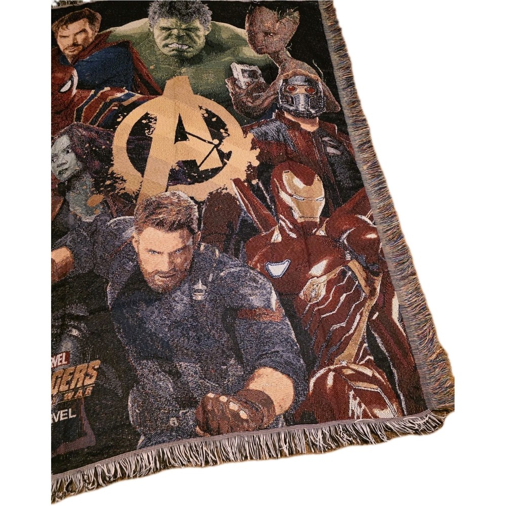 Marvel Avengers Infinity Wars Woven Throw 4' X 5'
