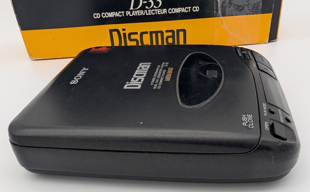 Sony D-33 Discman CD Player with Original Box, AC Adapter, Cable - Nice Unit