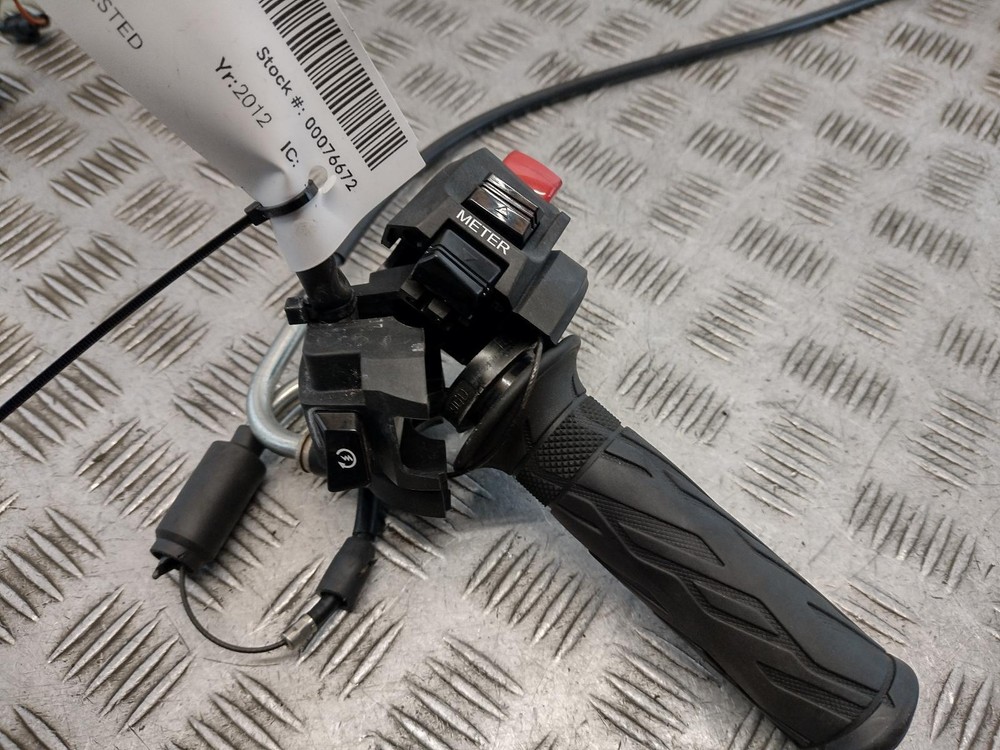 2012 SUZUKI GSXR 750 Right Hand Switch Gear