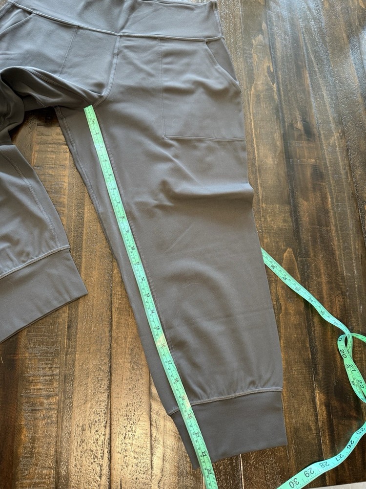 Lululemon Align Jogger Cropped Size 10