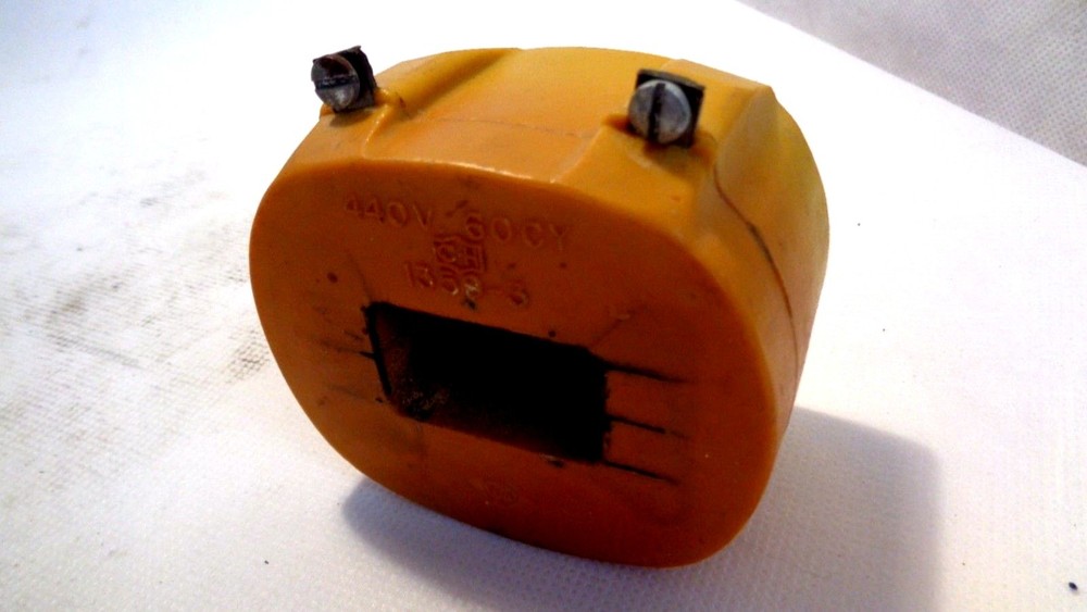 CUTLER HAMMER 1359-3 COIL 440V
