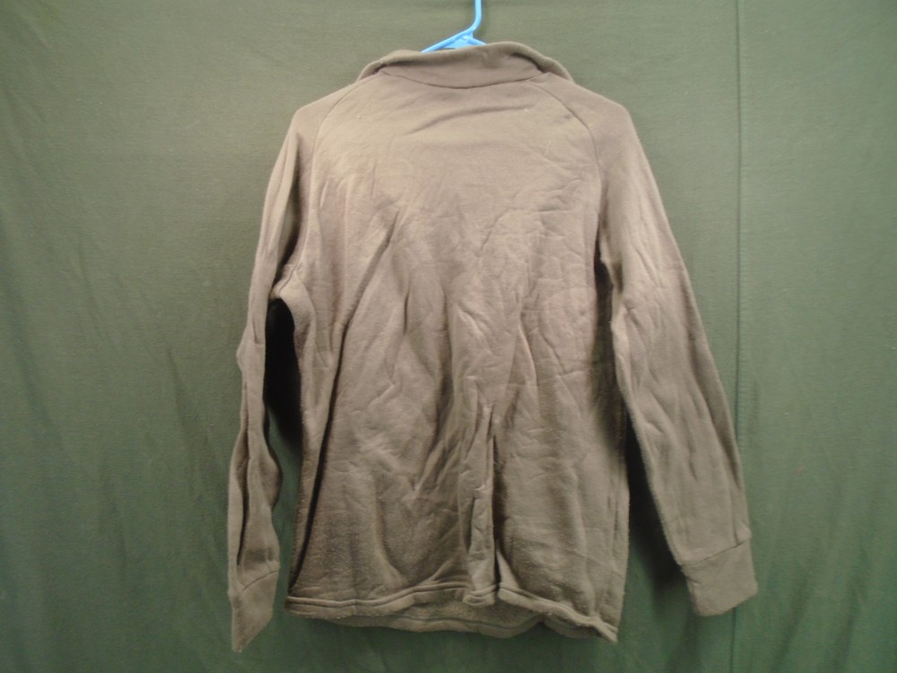 US Military Polypropylene Cold Weather Undershirt Polypro Shirt Medium 295-D