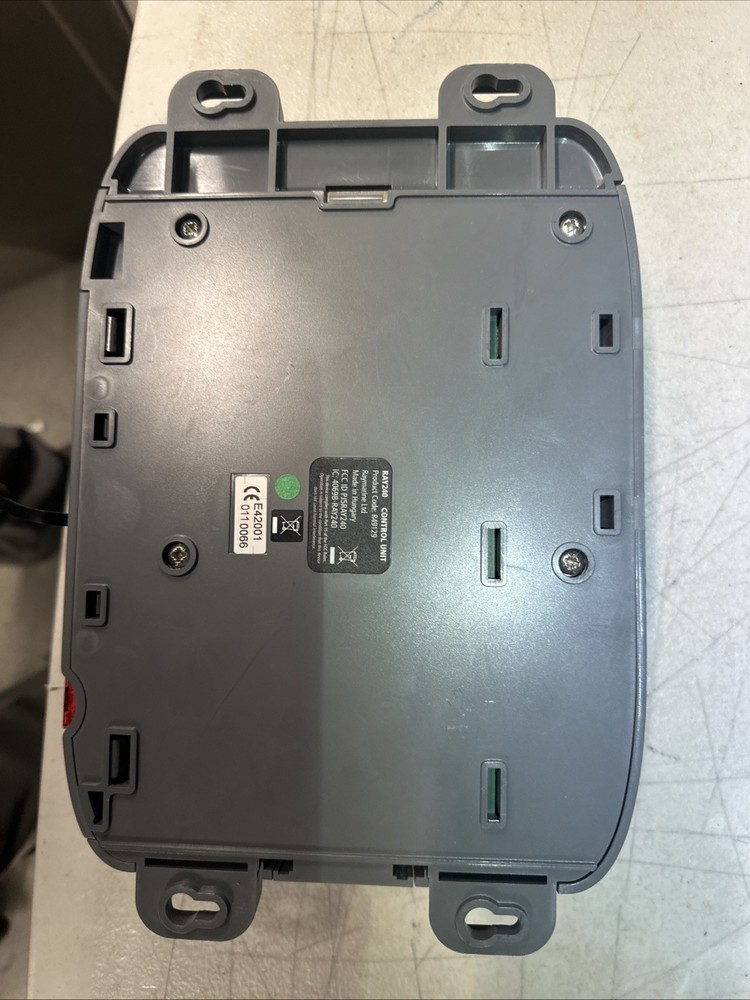 Raymarine Ray240 VHF Black Box Processor Module ONLY E42001