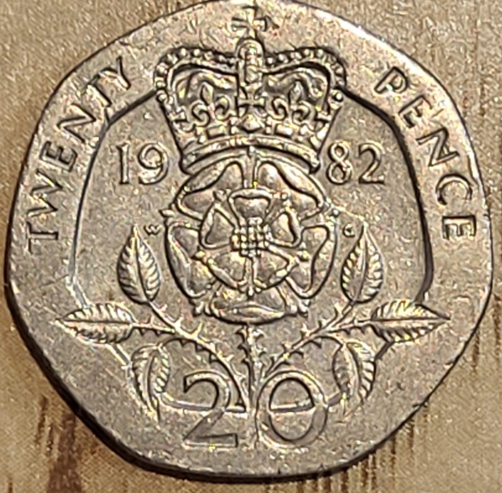 1982  Great Britain  20 Pence Coin    N126