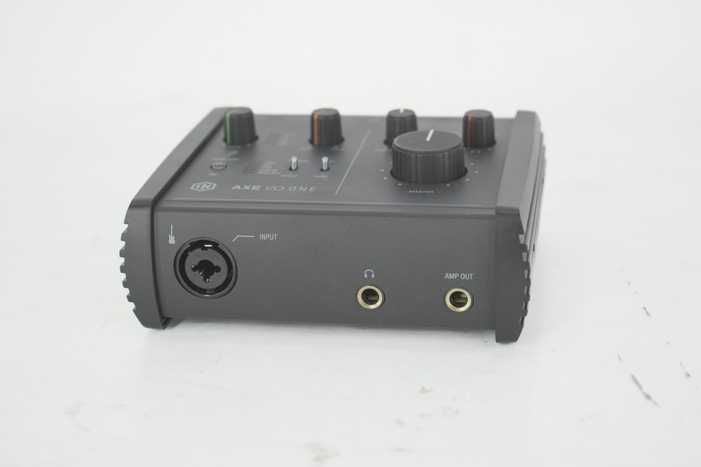 IK Multimedia AXE I/O ONE 1-Channel USB-C Audio Interface ISSUE
