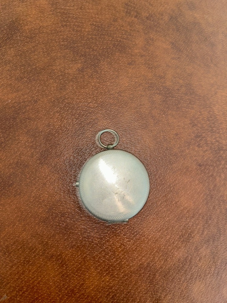 Vintage Silvertone Compact Compass Glow Points 1.75'' Glass Face Japan Clasp