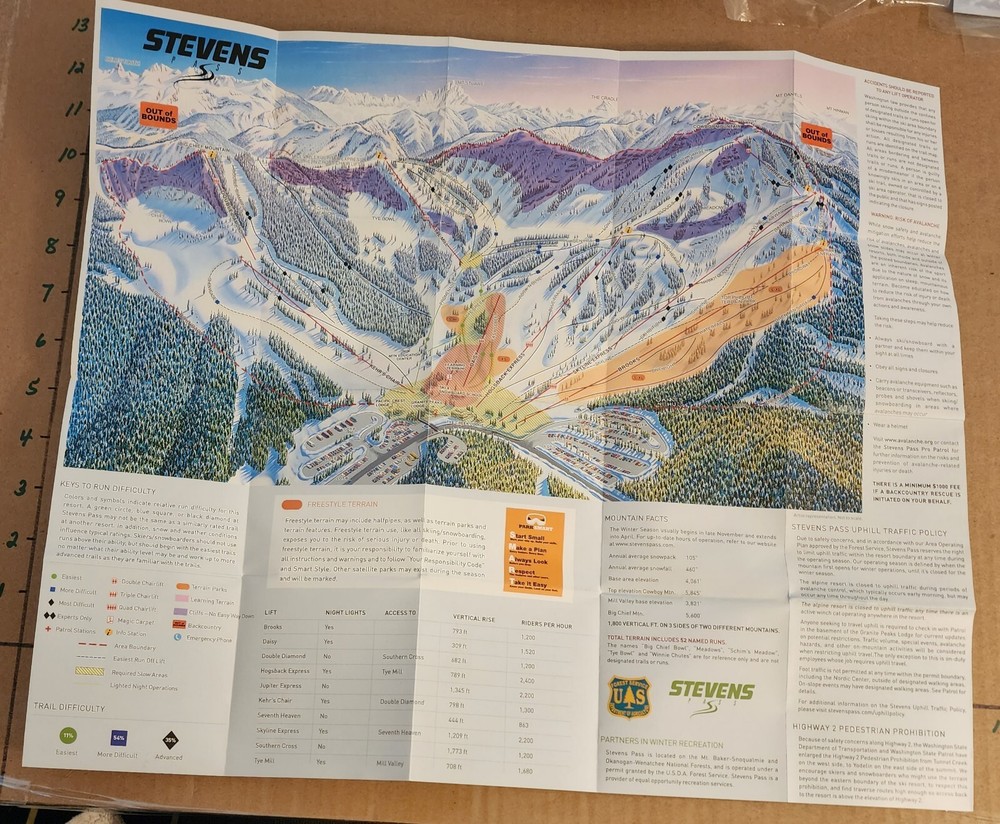 2016/17 STEVENS PASS SKI AREA TRAIL MAP. WASHINGTON. MINT