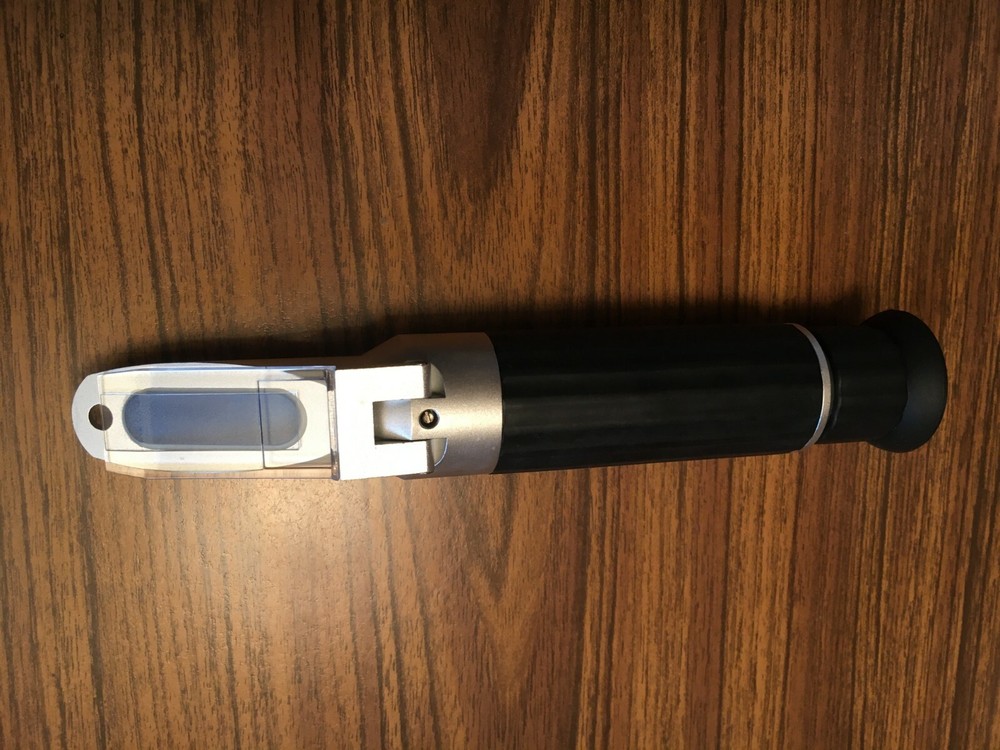 RH Series Refractometers Industrial Grade