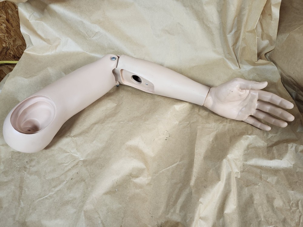 Laerdal Male IV Arm Training BP