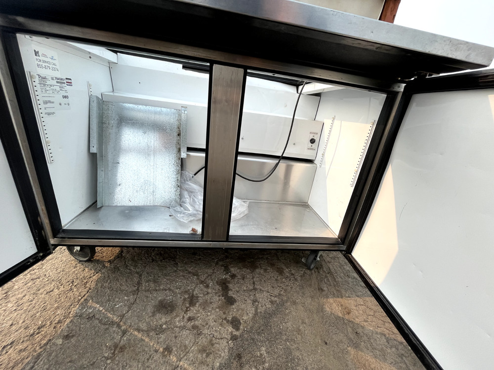 TRUE, Refrigerated Prep Table, TSSU-48-18M-B