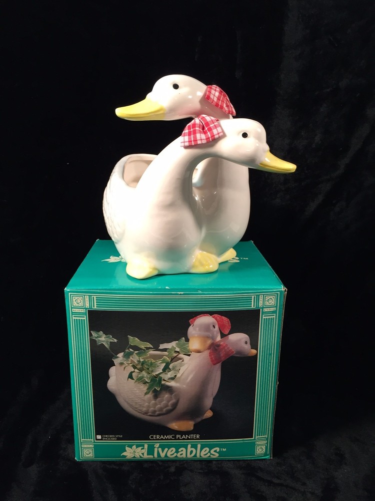 Liveables Ceramic Geese Planter