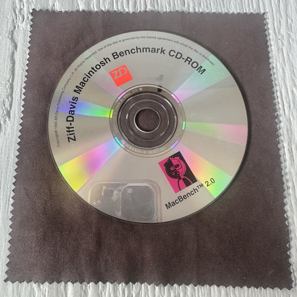 Ziff-Davis Macintosh Benchmark CD-ROM , MacBench 3.0