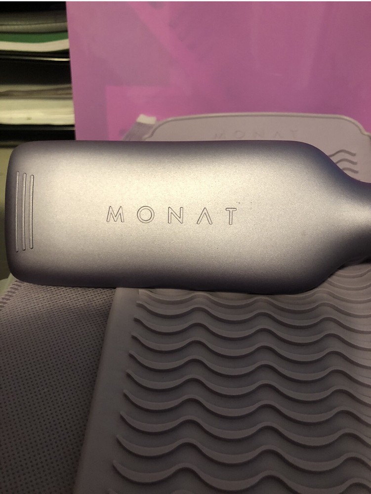Monat Ceramic Hair Styler/Wave Maker - NEW