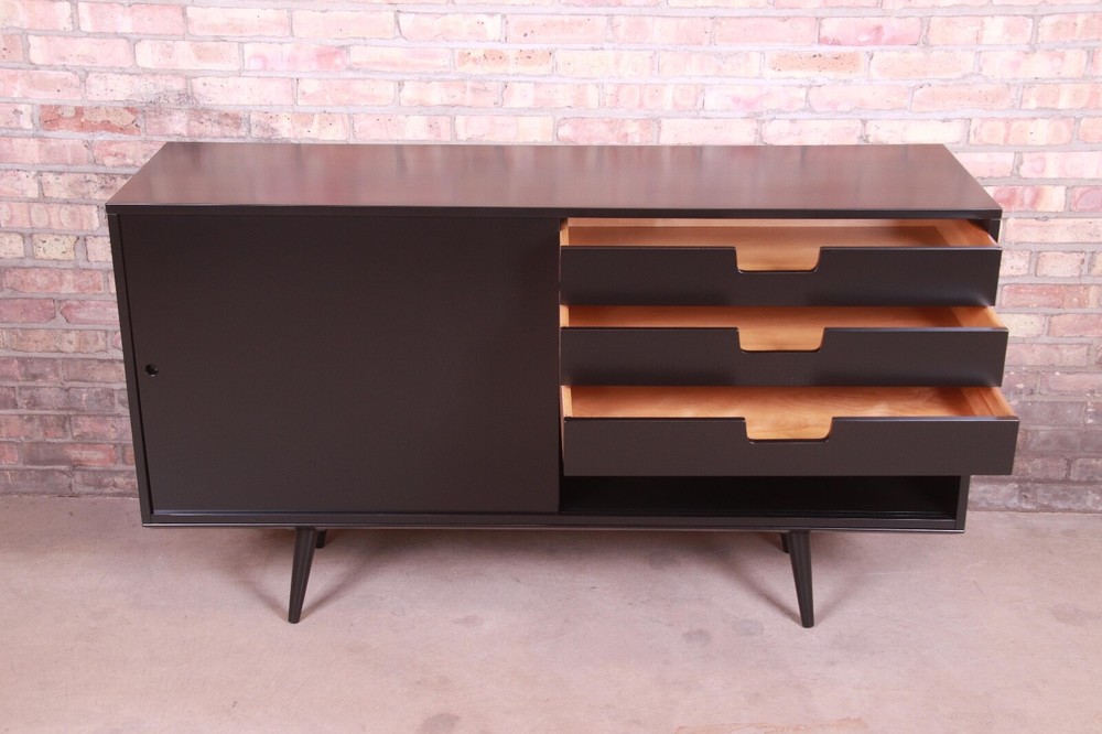 Paul McCobb Planner Group Mid-Century Modern Black Lacquered Sideboard Credenza