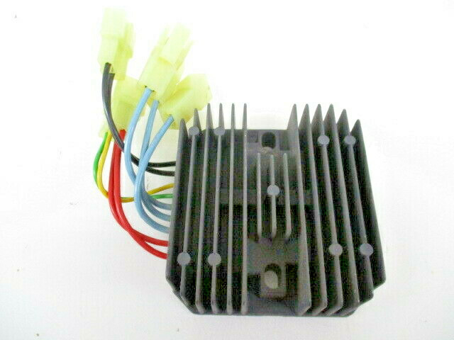 John Deere Regulator (AM877958)