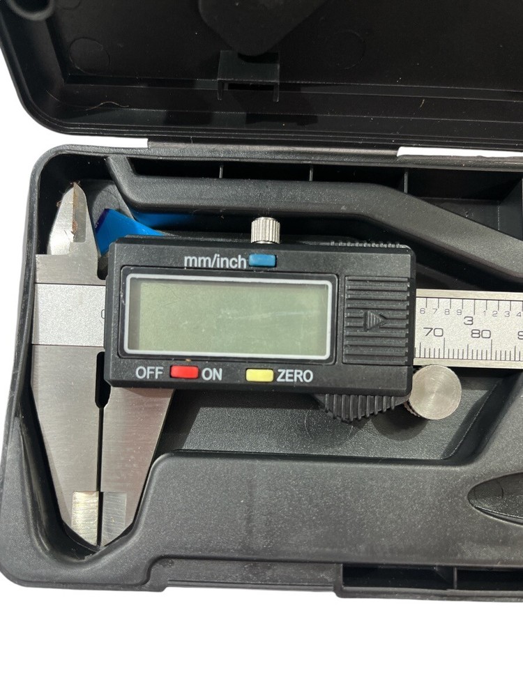 PERFORMANCE TOOL 6" DIGITAL CALIPER (me-jp) (PBR101333)
