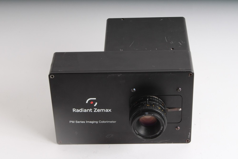 Radiant PM-1433F-1 Imaging Colorimeter - Missing Screws