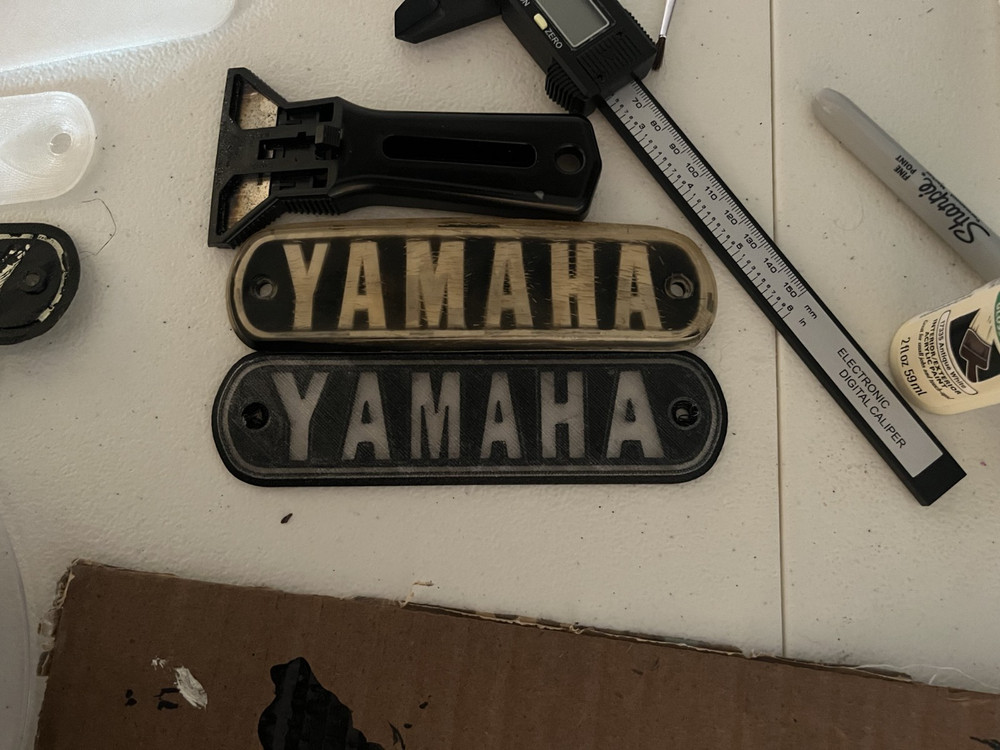 3D PRINTED Yamaha CS5 RD200 tank badge emblem set