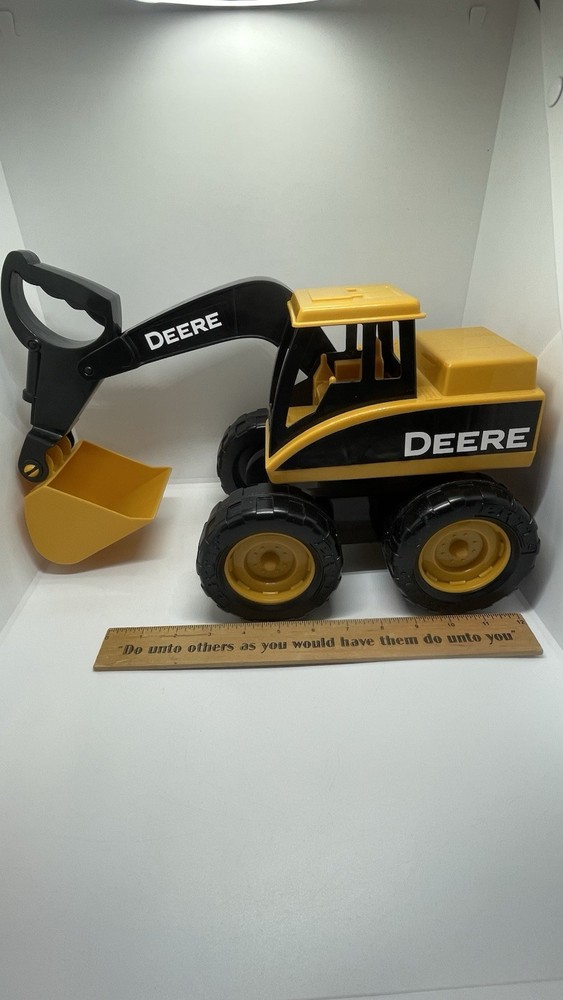 John Deere Big Scoop Construction Excavator