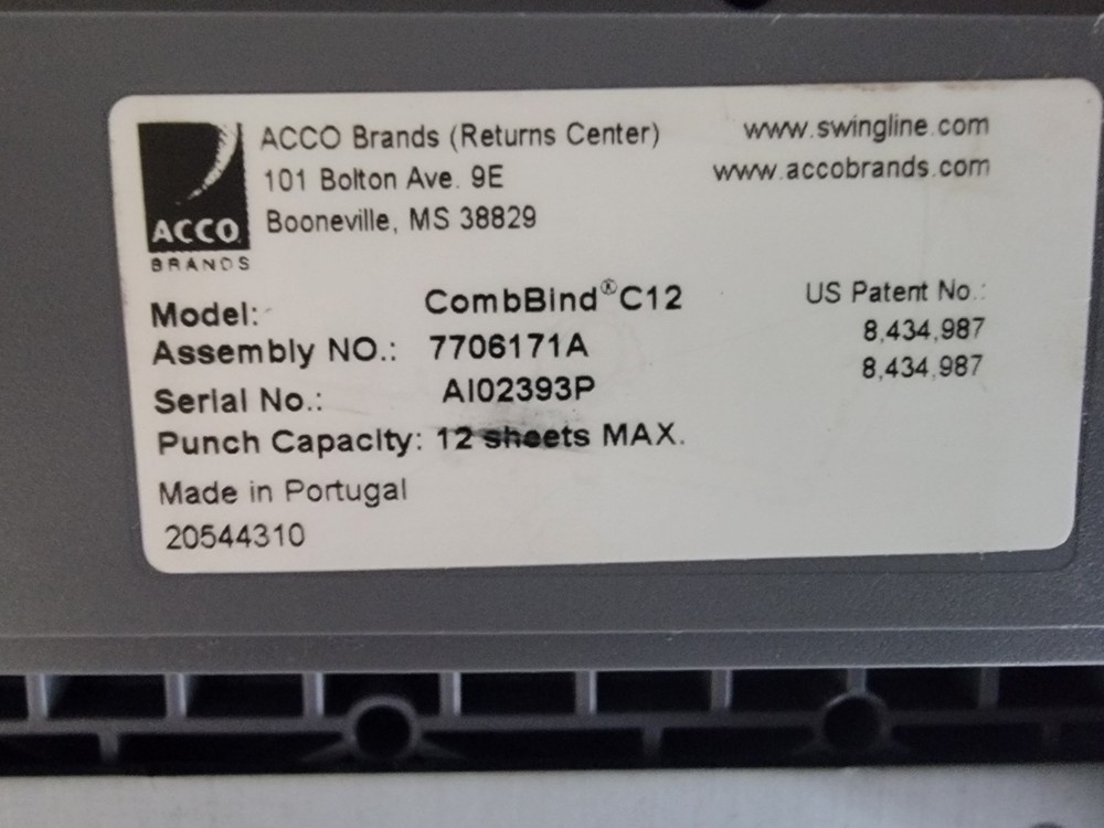 Swingline GBC CombBind C12 GBC Binding Machine Binds up to 225 Sheets WORKS