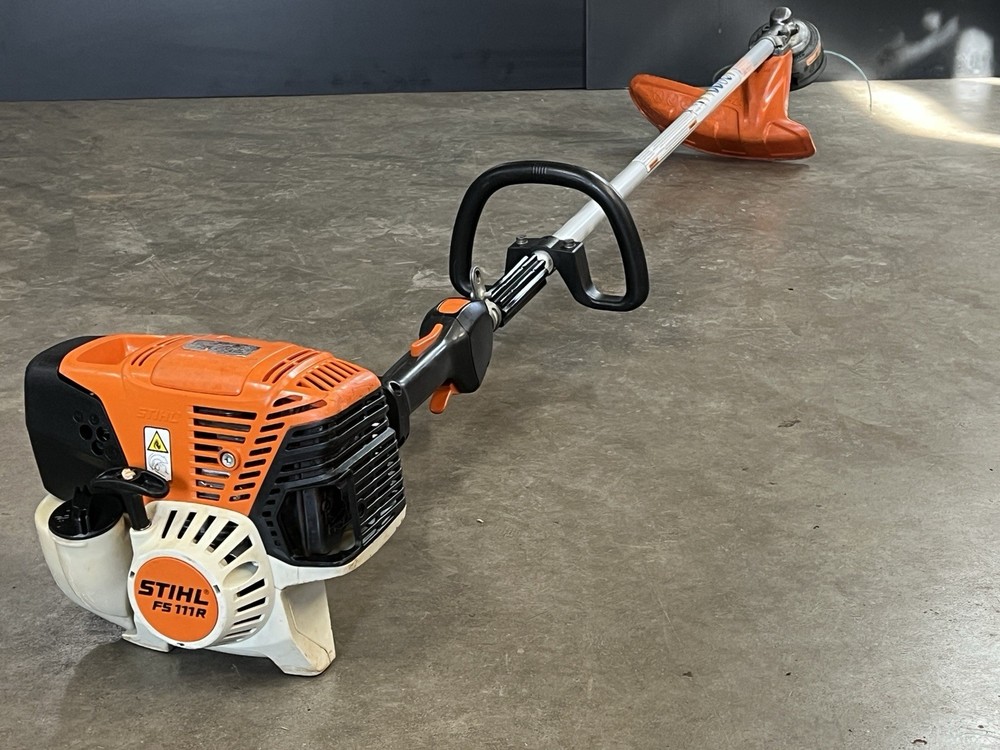 STIHL FS111R String Trimmer / 31cc Professional Grade Starts & Runs Great 💪 💎