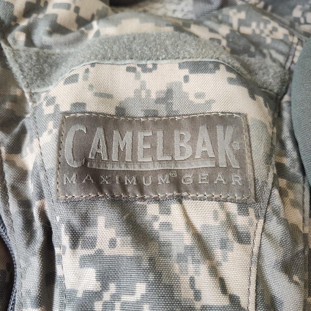 CamelBak Maximum Gear Hydration Pack Camo 3 L
