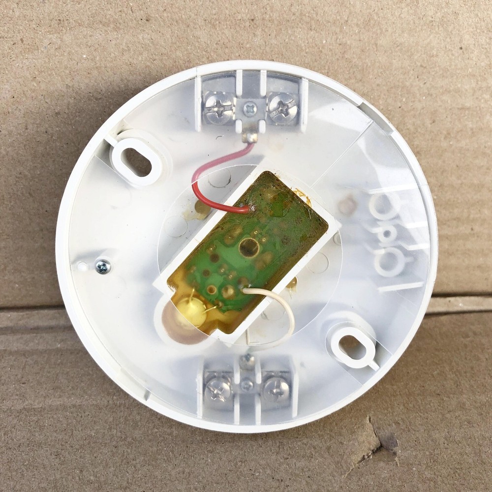 OKI FD-6111 HEAT DETECTOR CONSTANT TEMPERATURE 65C