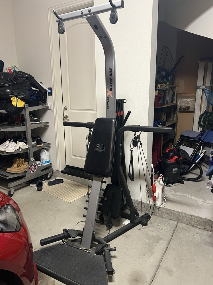 Bowflex Xtreme Adjustable Ergonomic Home Gym Chest Press Arm Curl Lat Pulldown
