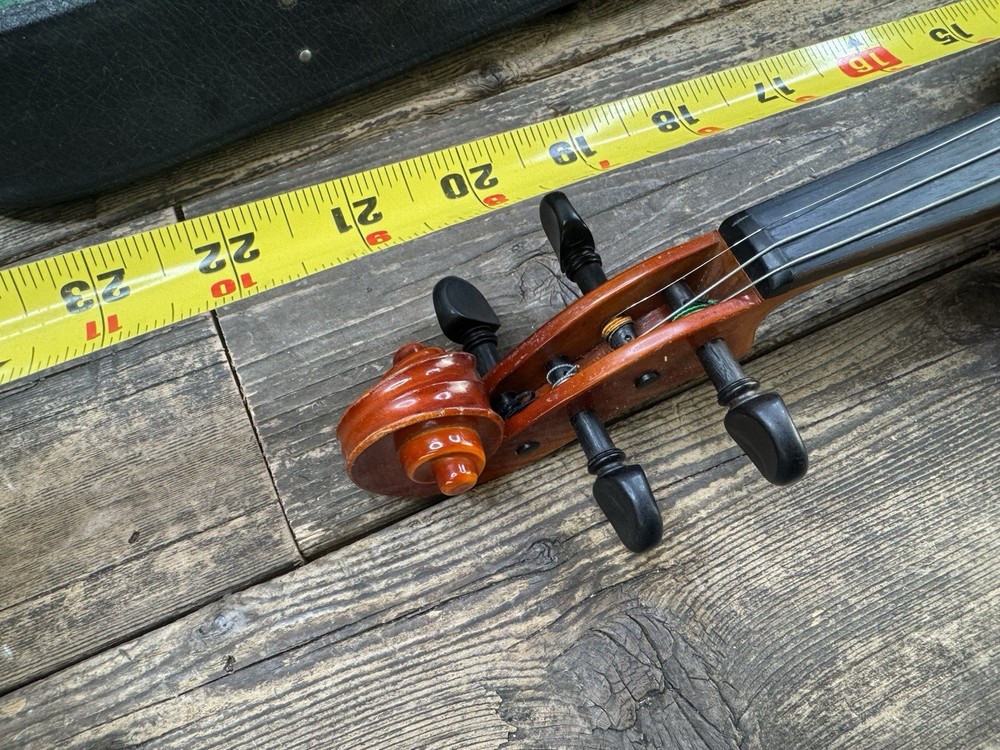 vintage violin Suzuki With Case