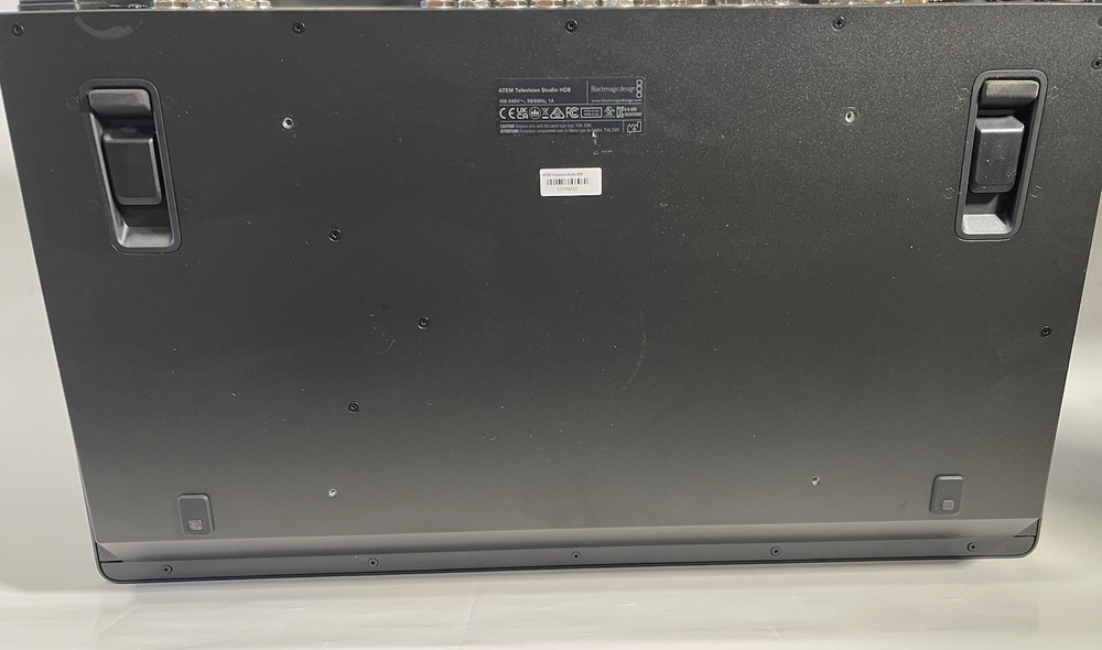 Blackmagic Design ATEM Television Studio HD8