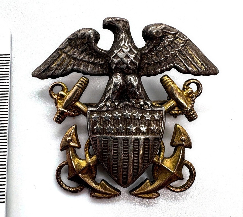 US Navy Sterling Officer Hat Device WW2 WWII Pinback Blackington Made!