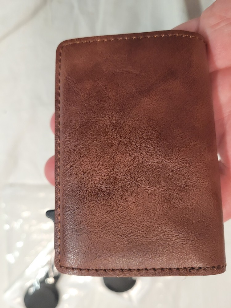 2 Air Tags And Key Wallet