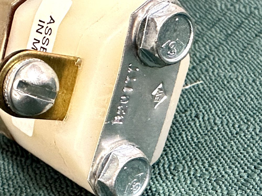 Bendix Commercial Vehicle LP-3 Pressure Indicator 284793N
