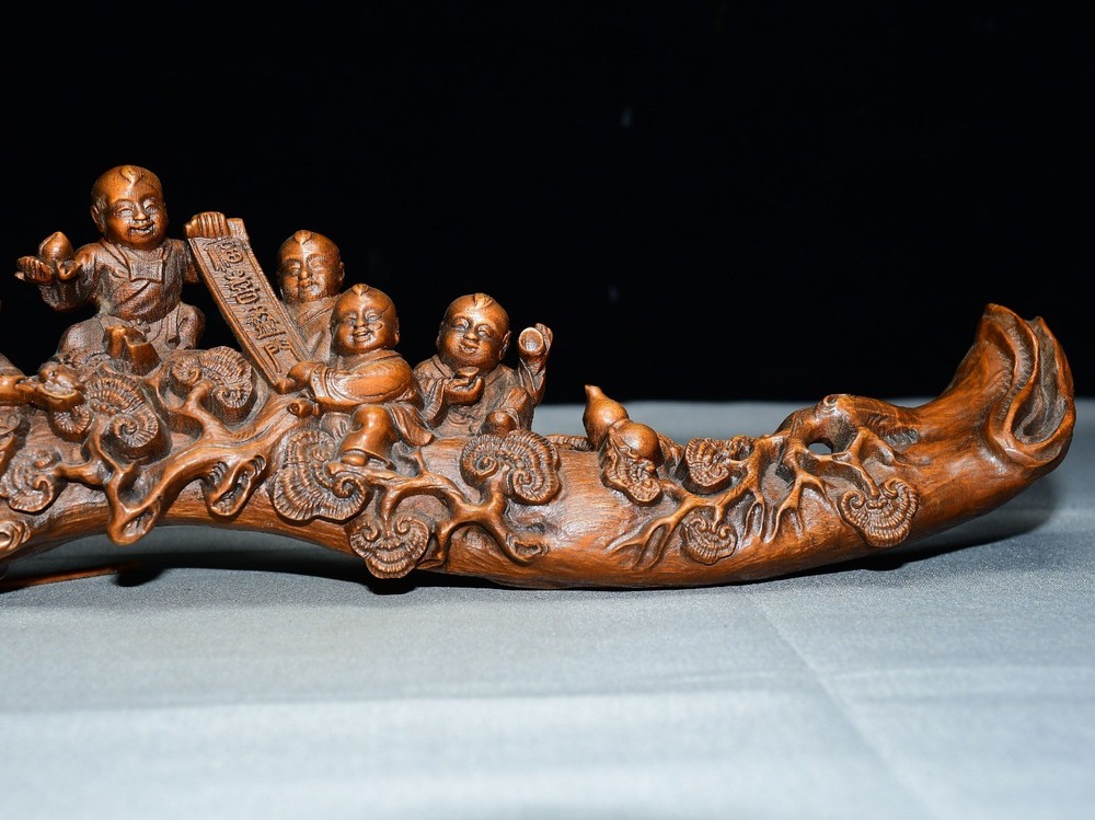 Exquisite Small Leaf Boxwood Five Son Ruyi Ornament