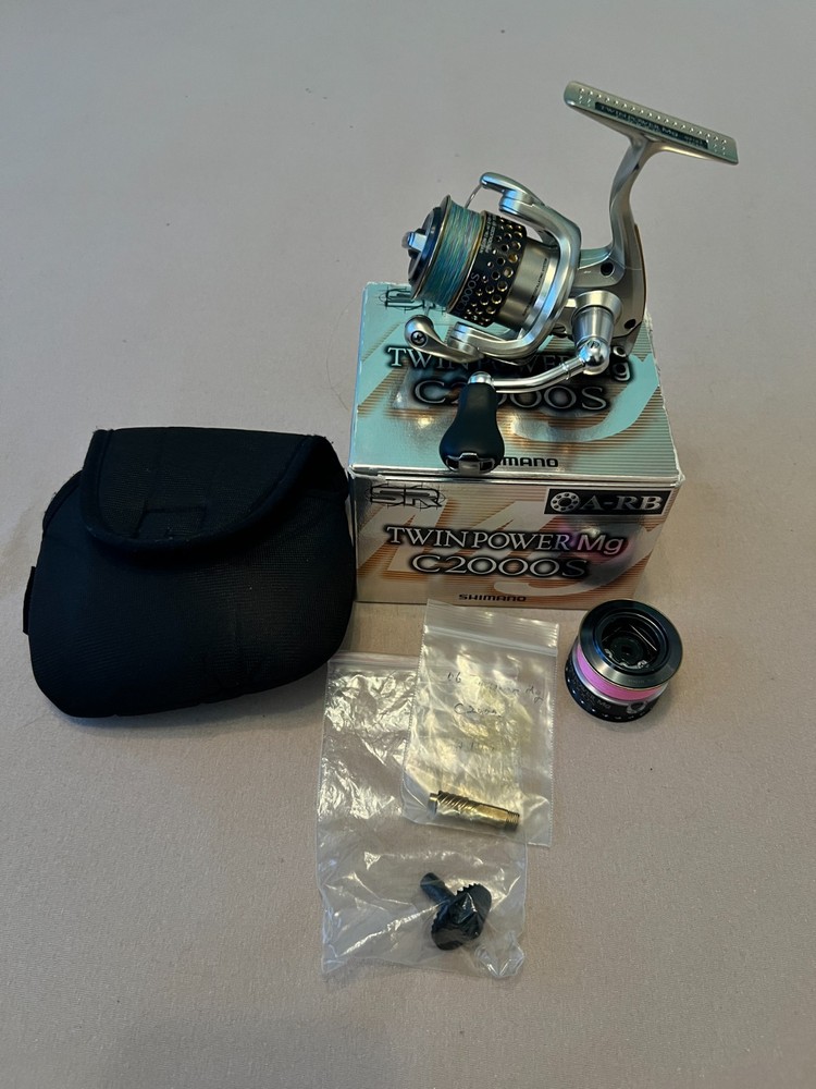 Shimano Twin power 06 MG C2000S