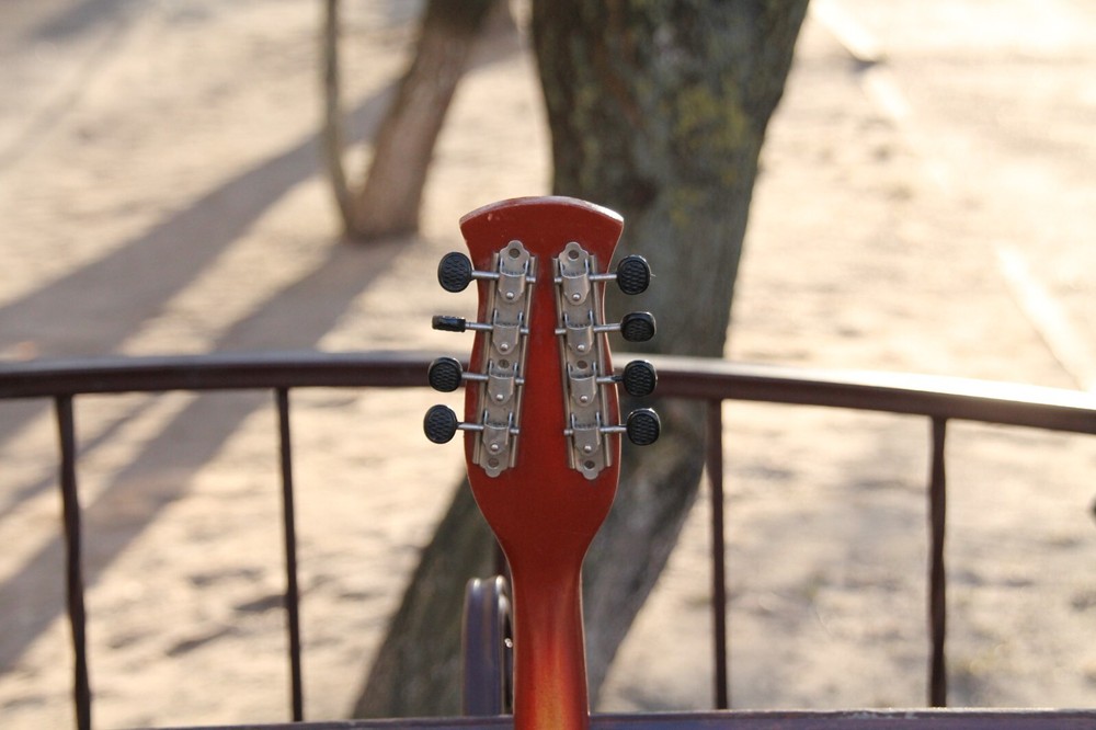 Vintage Mandalina 8 strings / national stringed instrument