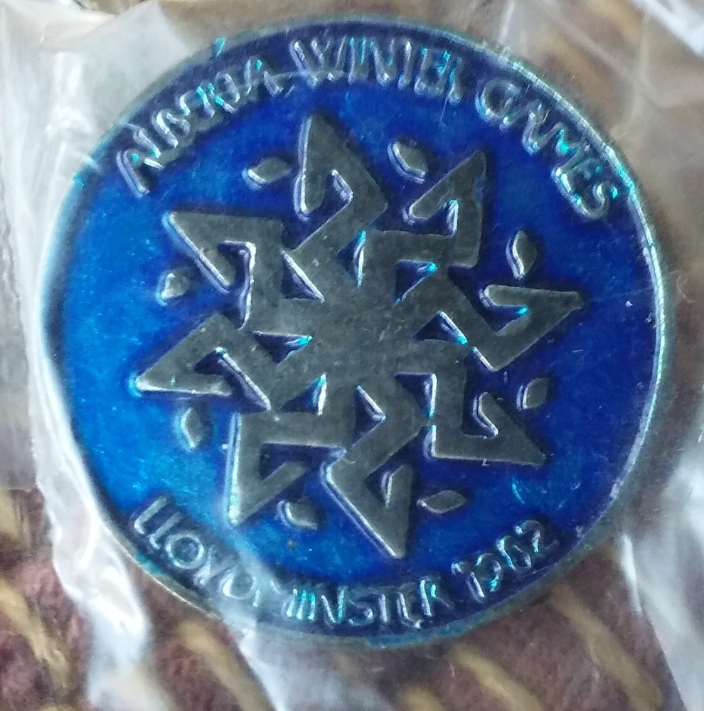 Alberta Winter Games 1982 lapel pin badge