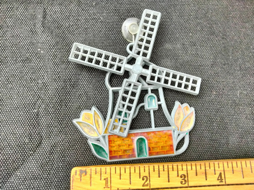 Suncatcher - Dutch Spinning Windmill w/Suction Cup