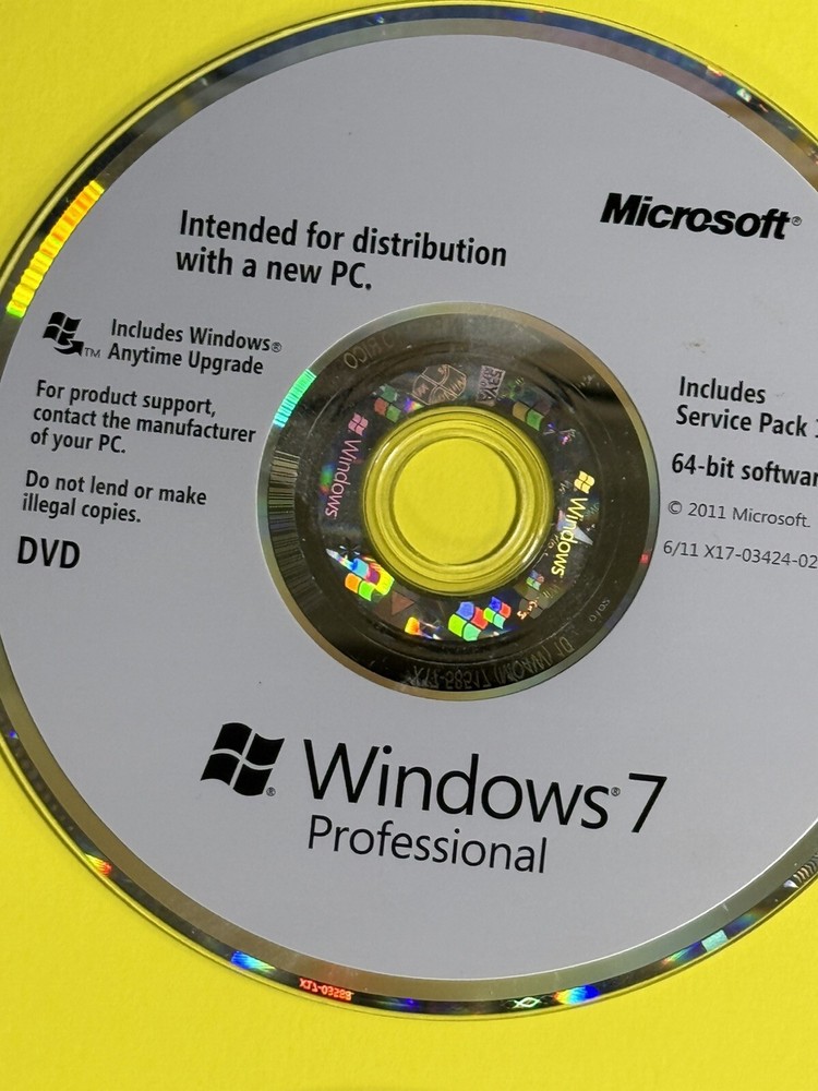 10 Vintage CD Rom Softwares Windows XP , Windows 7 , Acronis , Driver discs.