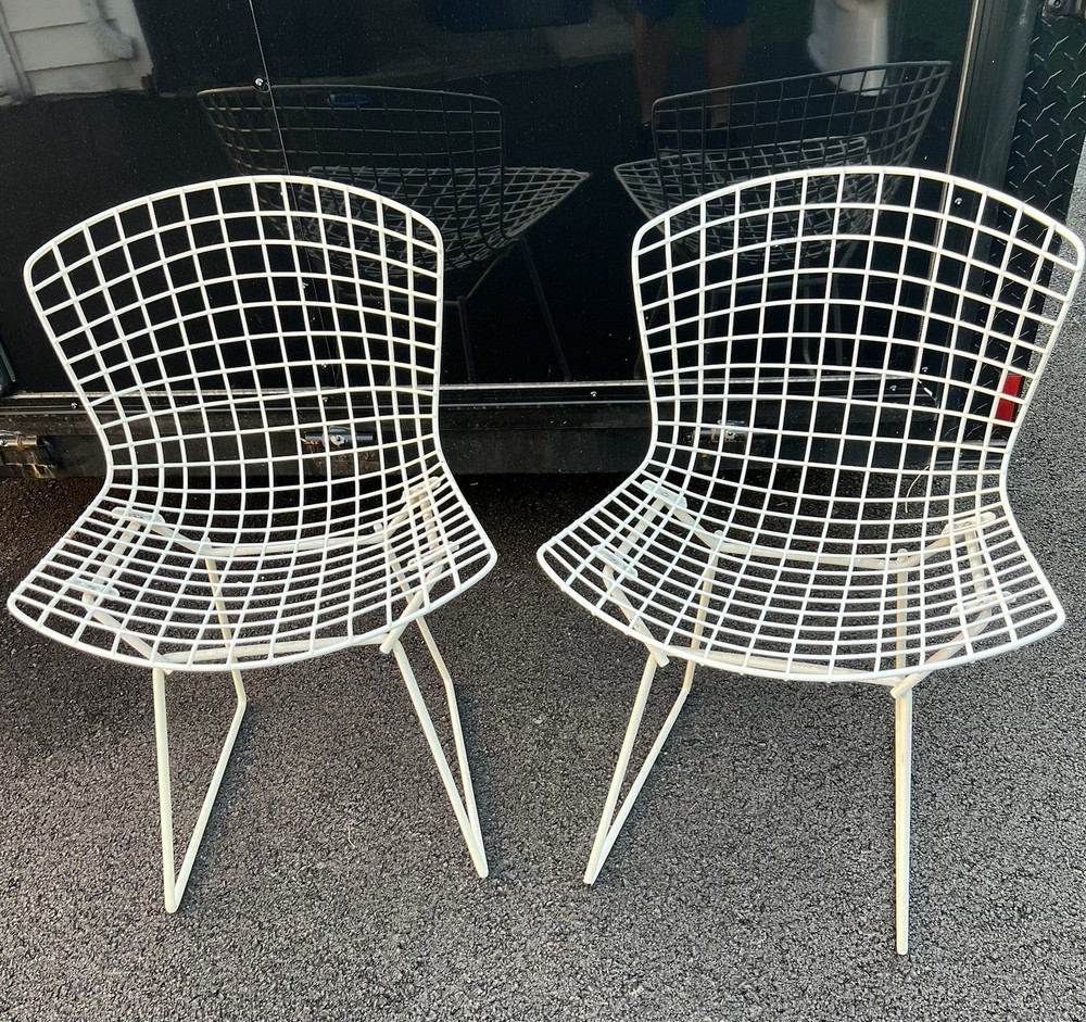 MCM Authentic Harry Bertoia KNOLL Rubberized White Wire side Chairs